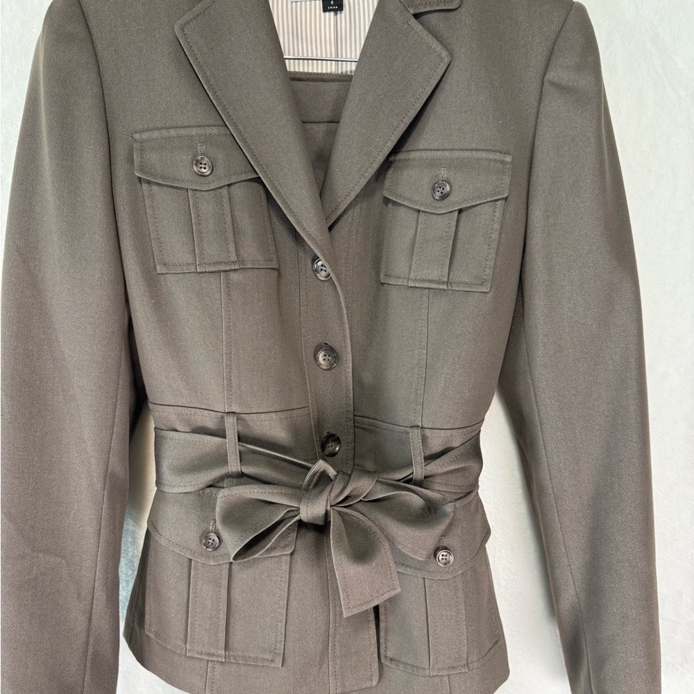 T Tahari Dark Brown Two-Piece Belted Blazer Suit - Picture 14 of 16